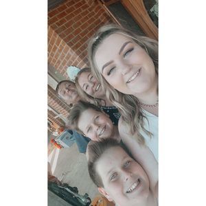 Meet your Posher, Tracy